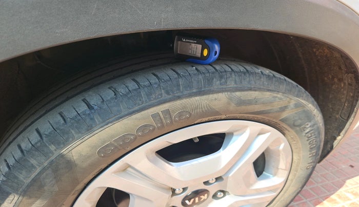 2020 KIA SONET HTX 1.5, Diesel, Manual, 44,838 km, tyre