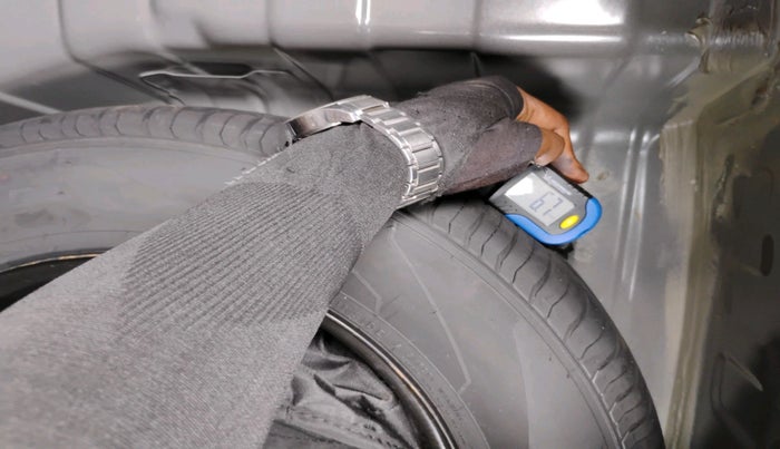 2024 Tata PUNCH ACCOMPLISHED AMT, Petrol, Automatic, 5,601 km, tyre