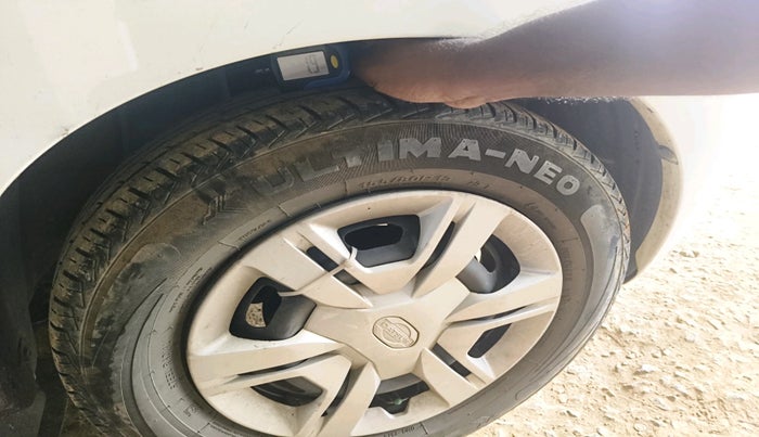 2019 Datsun Redi Go T (O), Petrol, Manual, 72,342 km, tyre