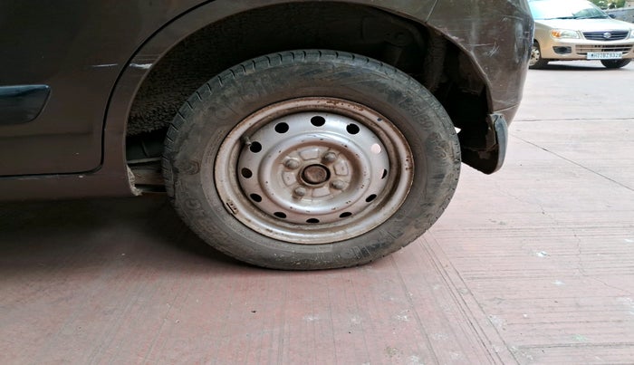 2010 Maruti Wagon R 1.0 LXI CNG, Petrol, Manual, 71,070 km, tyre