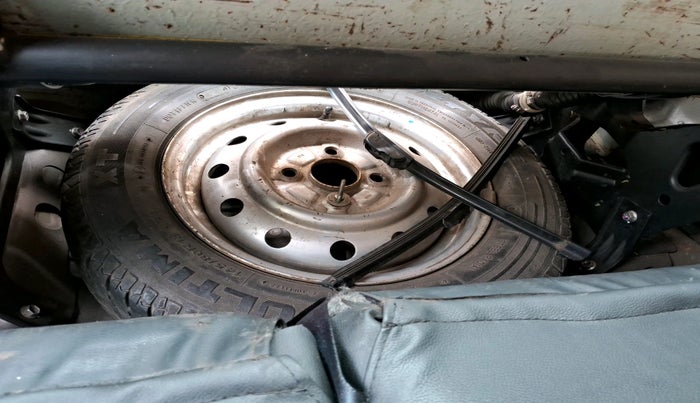 2010 Maruti Wagon R 1.0 LXI CNG, Petrol, Manual, 71,070 km, tyre