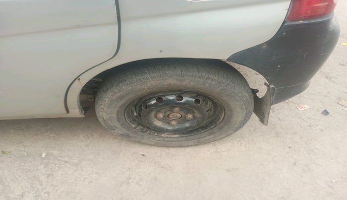 2011 Maruti Alto LXI CNG, Petrol, Manual, 88,826 km, tyre