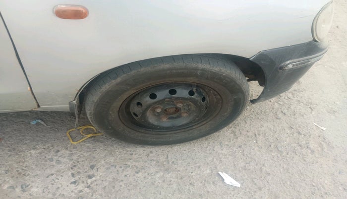 2011 Maruti Alto LXI CNG, Petrol, Manual, 88,826 km, tyre