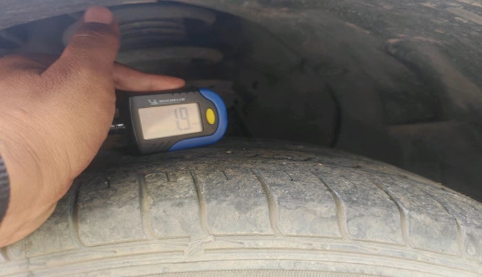 2017 Hyundai Elite i20 SPORTZ 1.2, Petrol, Manual, 27,285 km, tyre