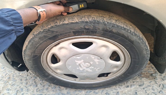 2012 Chevrolet Beat LS DIESEL, Diesel, Manual, 69,967 km, tyre