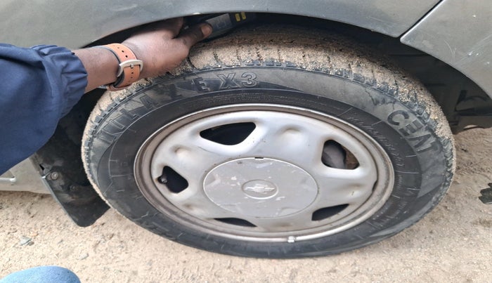 2012 Chevrolet Beat LS DIESEL, Diesel, Manual, 69,967 km, tyre