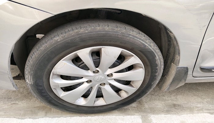 2016 Maruti Baleno DELTA PETROL 1.2, Petrol, Manual, 60,790 km, tyre