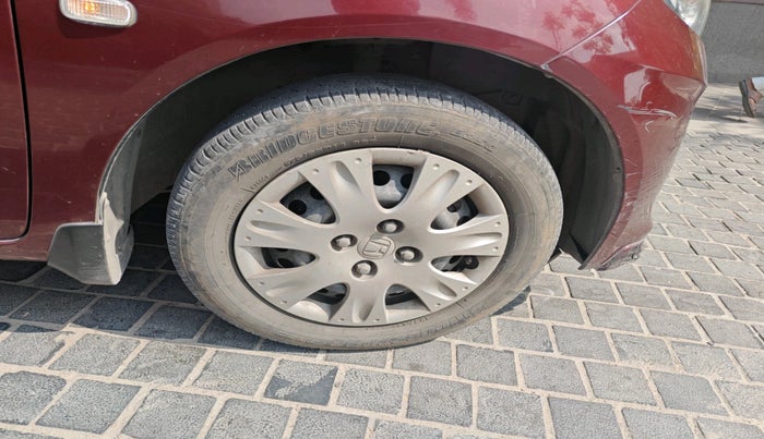 2015 Honda Amaze 1.2L I-VTEC S, Petrol, Manual, 80,065 km, tyre