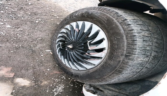 2013 Maruti Ritz VDI, Diesel, Manual, 1,47,037 km, tyre