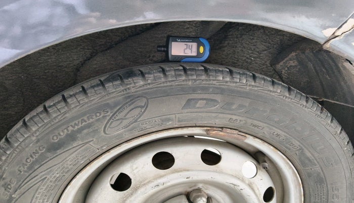 2011 Hyundai i10 ERA 1.1, Petrol, Manual, 74,588 km, tyre