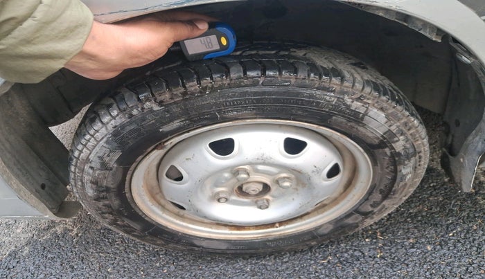 2011 Maruti Wagon R 1.0 LXI, Petrol, Manual, 89,017 km, tyre