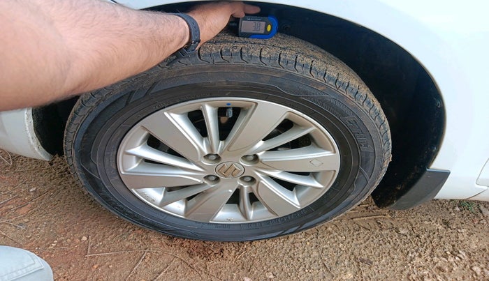 2015 Maruti Swift ZDI, Diesel, Manual, 1,50,509 km, tyre