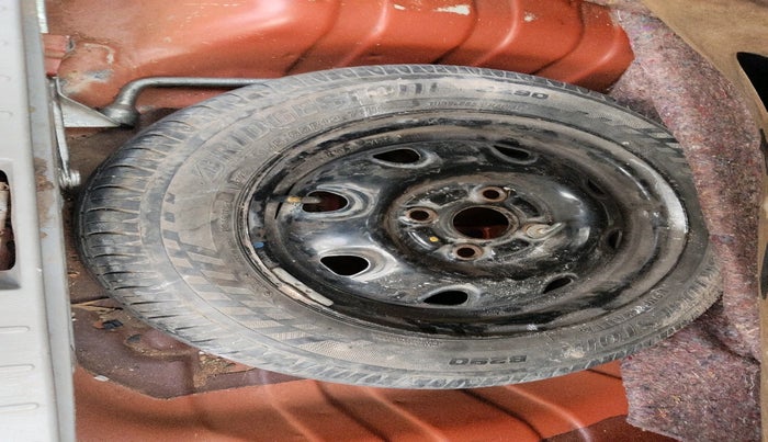 2011 Maruti Alto K10 VXI, Petrol, Manual, 93,557 km, tyre