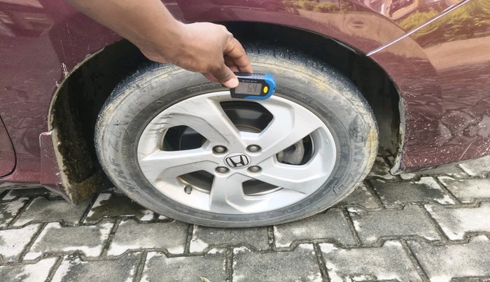 2015 Honda City 1.5L I-VTEC V MT, Petrol, Manual, 74,891 km, tyre