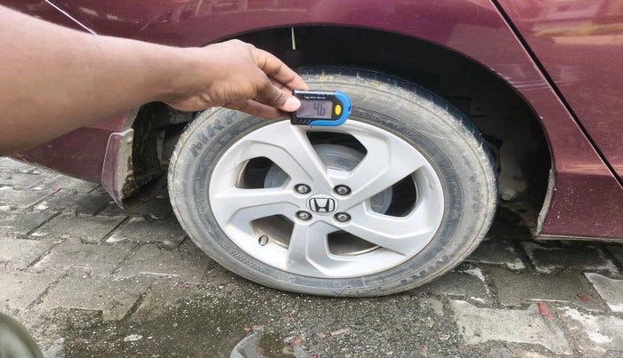 2015 Honda City 1.5L I-VTEC V MT, Petrol, Manual, 74,891 km, tyre