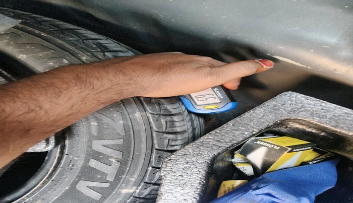 2019 Maruti Ciaz DELTA 1.5 SHVS MT PETROL, Petrol, Manual, 63,052 km, tyre