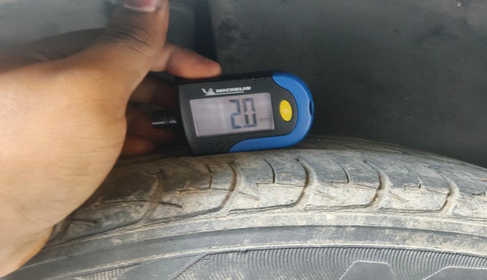 2019 Maruti Ciaz DELTA 1.5 SHVS MT PETROL, Petrol, Manual, 63,052 km, tyre