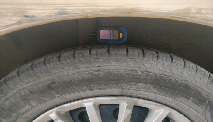 2011 Maruti Swift Dzire VXI, Petrol, Manual, 1,05,022 km, tyre