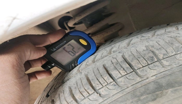 2011 Maruti Alto LXI, Petrol, Manual, 37,881 km, tyre