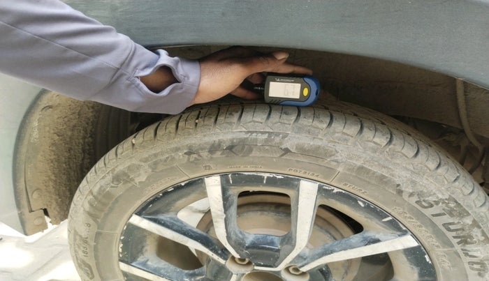 2018 Mahindra KUV 100 NXT K8 D 6 STR, Diesel, Manual, 1,44,752 km, tyre