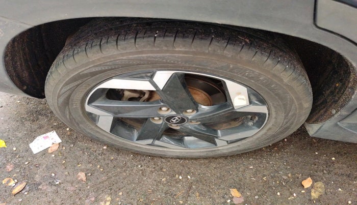 2021 Hyundai ALCAZAR 1.5 SIGNATURE (O) AT 6STR, Diesel, Automatic, 69,985 km, tyre