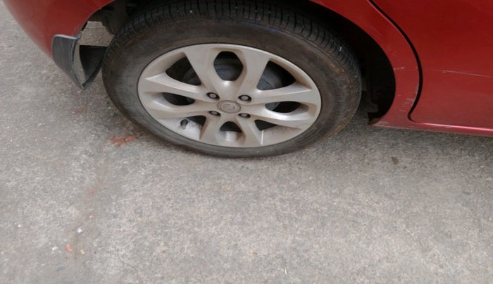 2017 Nissan Micra XV CVT, Petrol, Automatic, 53,000 km, tyre