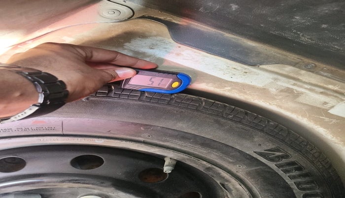 2012 Maruti Ritz VXI, Petrol, Manual, 43,998 km, tyre