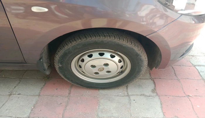 2018 Tata Tiago XM PETROL, Petrol, Manual, 48,839 km, tyre