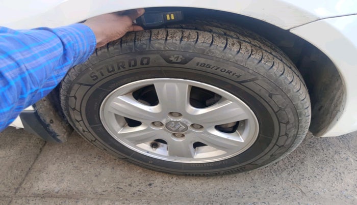 2014 Maruti Swift Dzire TOUR DIESEL, Diesel, Manual, 1,71,437 km, tyre