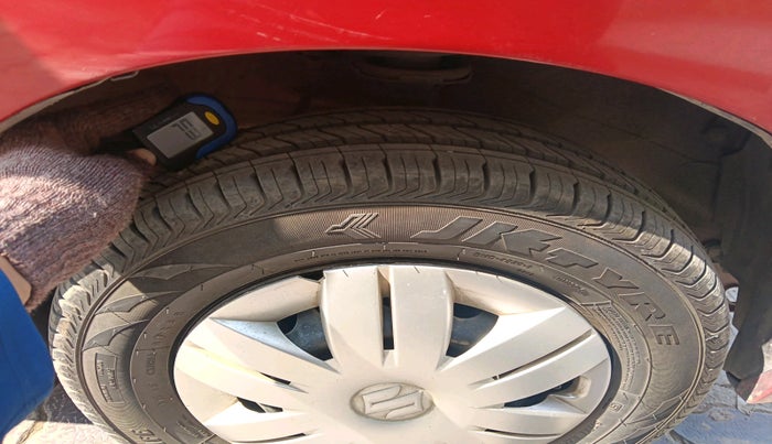 2016 Maruti Alto 800 LXI, Petrol, Manual, 54,504 km, tyre