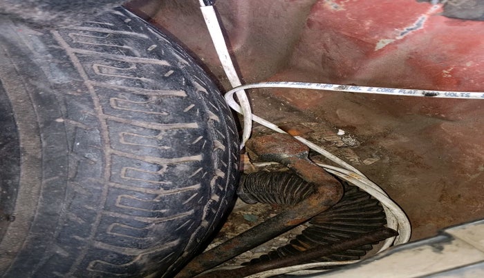 2010 Maruti Wagon R LXI MINOR, Petrol, Manual, 1,00,000 km, tyre