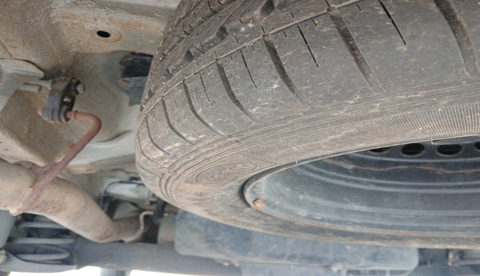 2022 MG HECTOR PLUS SELECT 2.0 DIESEL TURBO MT 7-STR, Diesel, Manual, 28,500 km, tyre