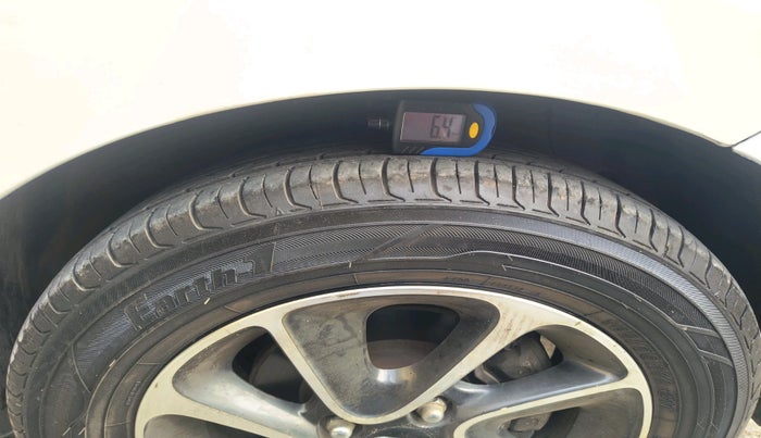 2017 Hyundai Grand i10 SPORTZ (O) AT 1.2 KAPPA VTVT, Petrol, Automatic, 49,861 km, tyre