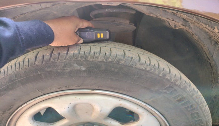 2014 Renault Duster 85 PS RXE DIESEL, Diesel, Manual, 1,26,567 km, tyre