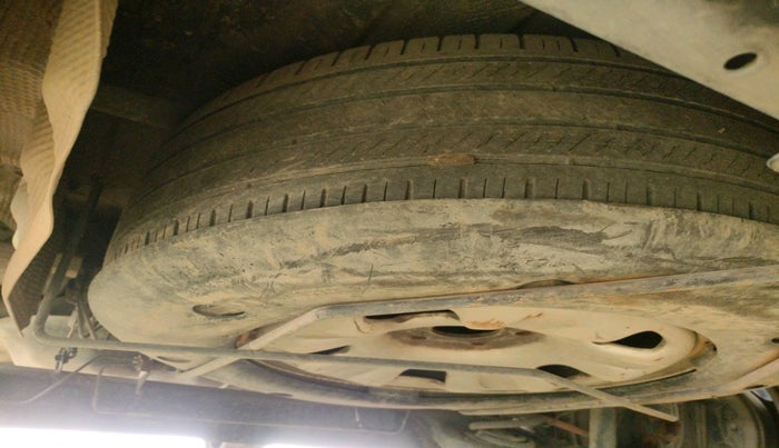 2014 Renault Duster 85 PS RXE DIESEL, Diesel, Manual, 1,26,567 km, tyre