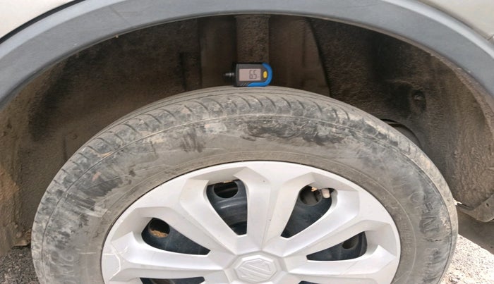 2023 MG ASTOR STYLE 1.5 MT, Petrol, Manual, 16,497 km, tyre