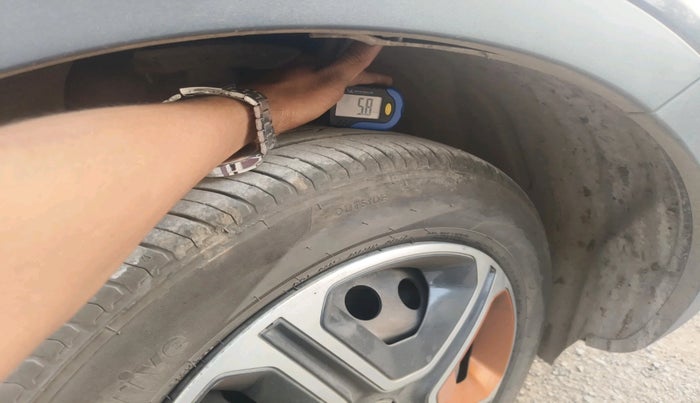 2019 Tata NEXON KRAZ MT PETROL, Petrol, Manual, 69,589 km, tyre