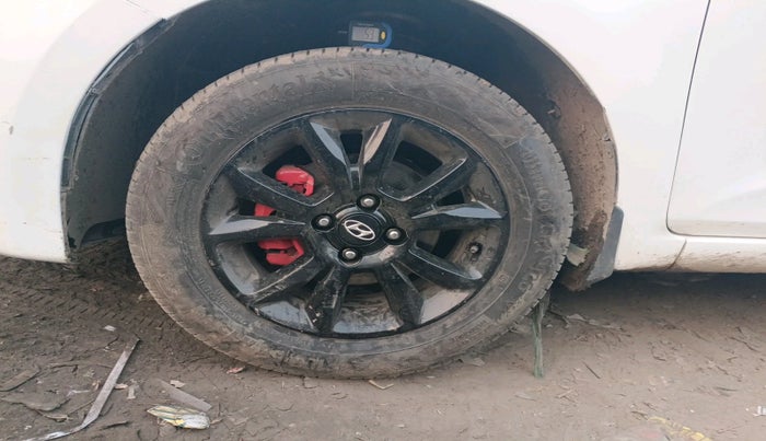 2020 Hyundai Elite i20 SPORTZ PLUS 1.2, Petrol, Manual, 83,815 km, tyre