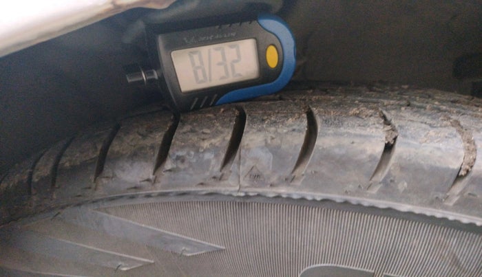 2011 Hyundai i10 MAGNA 1.2, Petrol, Manual, 93,605 km, tyre