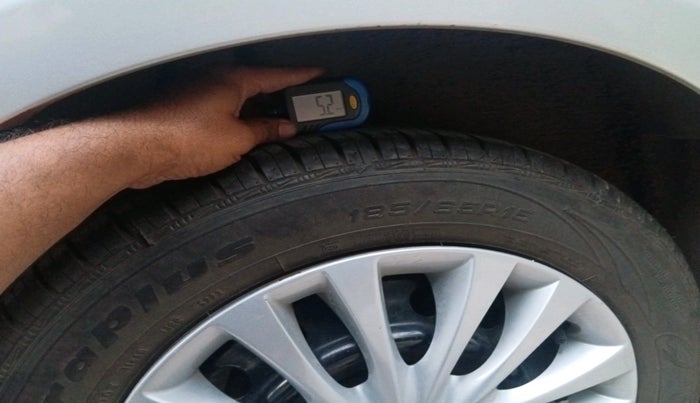 2015 Maruti Ciaz VXI, Petrol, Manual, 54,904 km, tyre