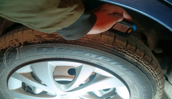 2018 Maruti Dzire LXI, Petrol, Manual, 97,145 km, tyre