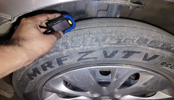 2016 Maruti Baleno DELTA PETROL 1.2, Petrol, Manual, 1,43,899 km, tyre