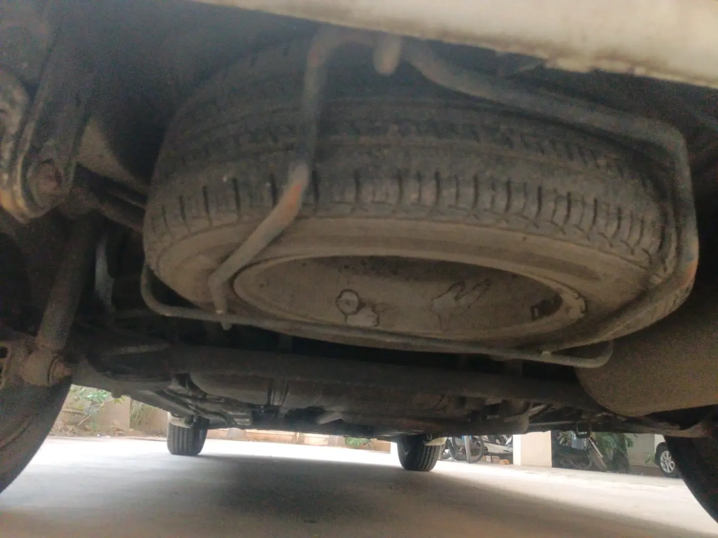 2014 Maruti Ertiga ZDI, Diesel, Manual, 1,44,151 km, tyre