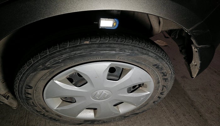 2019 Maruti New Wagon-R VXI 1.0, Petrol, Manual, 29,979 km, tyre