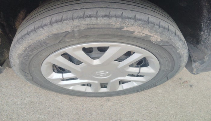 2018 Maruti Vitara Brezza VDI (O), Diesel, Manual, 1,11,115 km, tyre