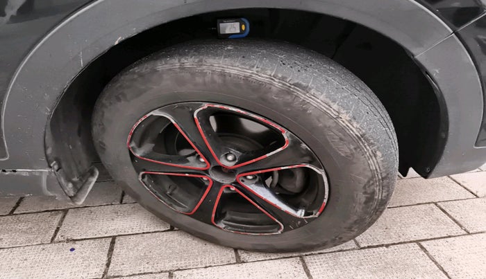 2017 Hyundai Creta E PLUS 1.4 DIESEL, Diesel, Manual, 76,336 km, tyre