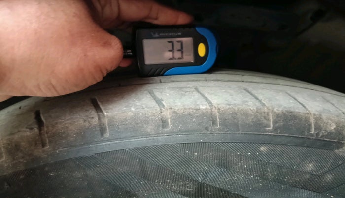 2019 Hyundai VENUE S 1.2, Petrol, Manual, 64,293 km, tyre