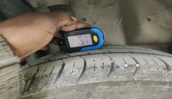 2018 Fiat Linea EMOTION 1.3 L ADVANCED MULTIJET, Diesel, Manual, 1,15,128 km, tyre