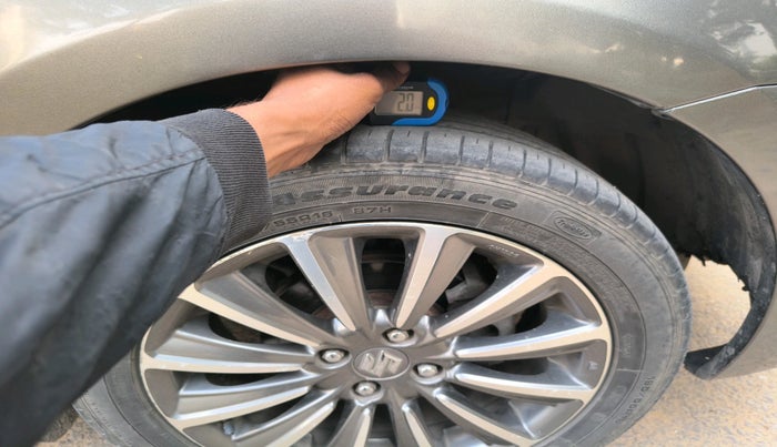 2019 Maruti Ciaz ALPHA  AT 1.5 SHVS PETROL, Petrol, Automatic, 45,775 km, tyre