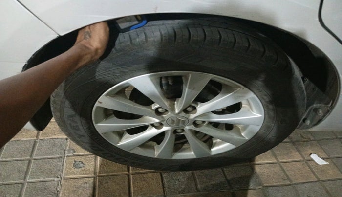 2013 Maruti Ertiga ZXI, Petrol, Manual, 66,219 km, tyre